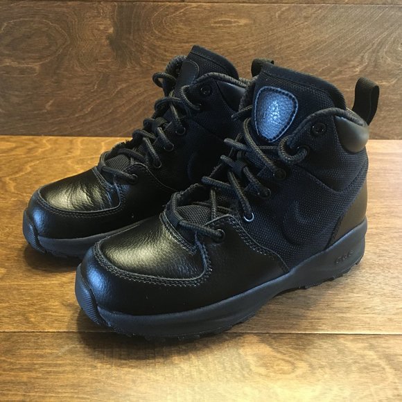 little boys nike boots